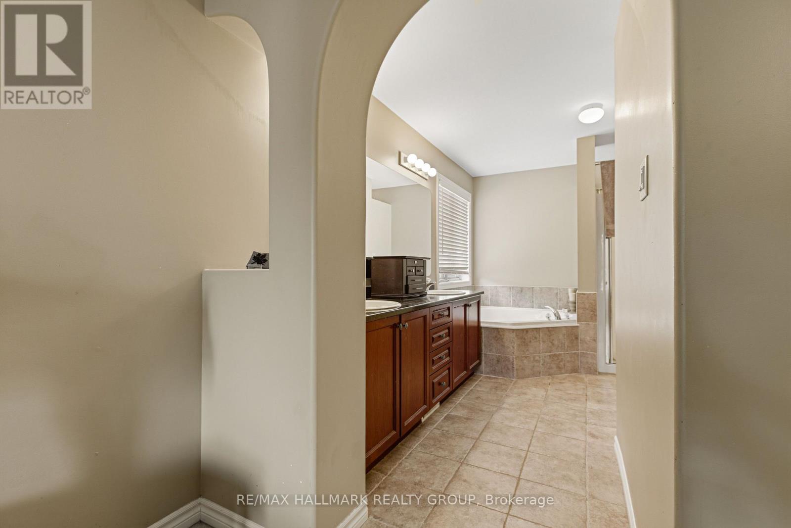 9 Blackshire Circle Property Photo 27