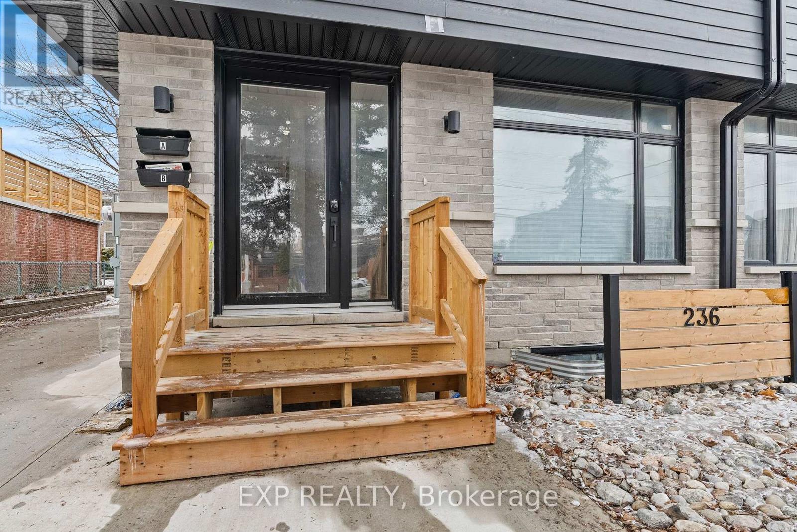 236 Woodroffe Avenue Property Photo 1