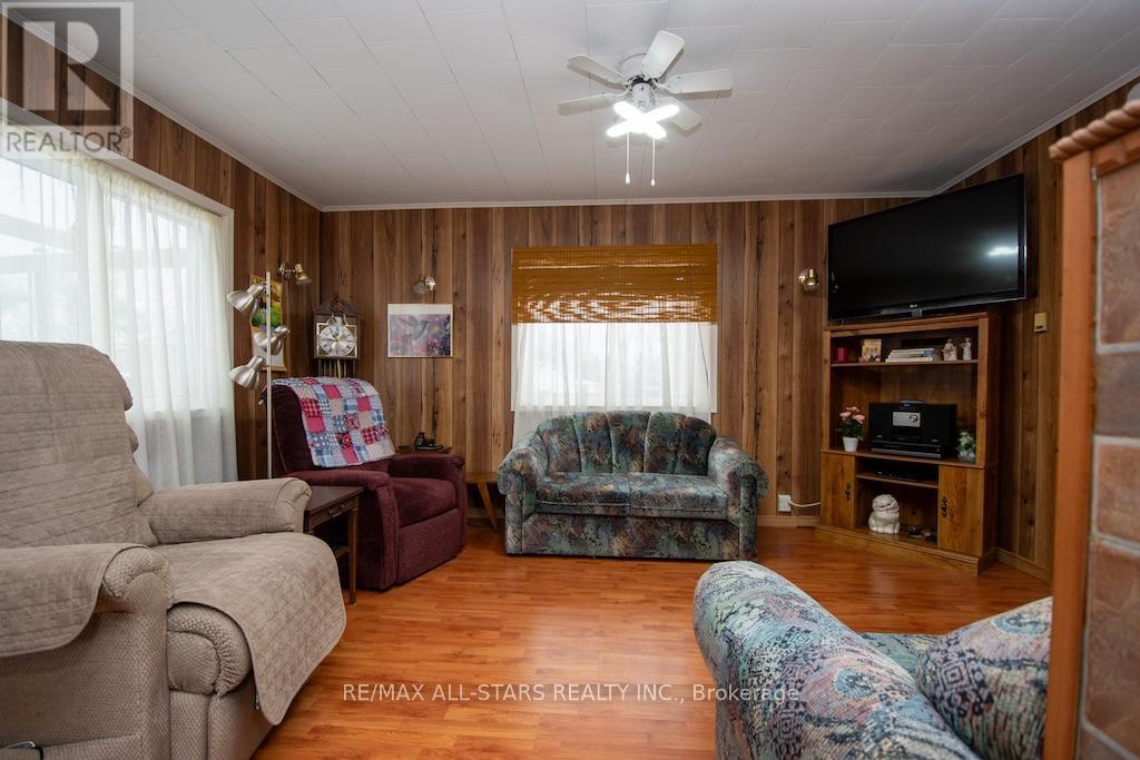 534 Fenel Road Property Photo 4