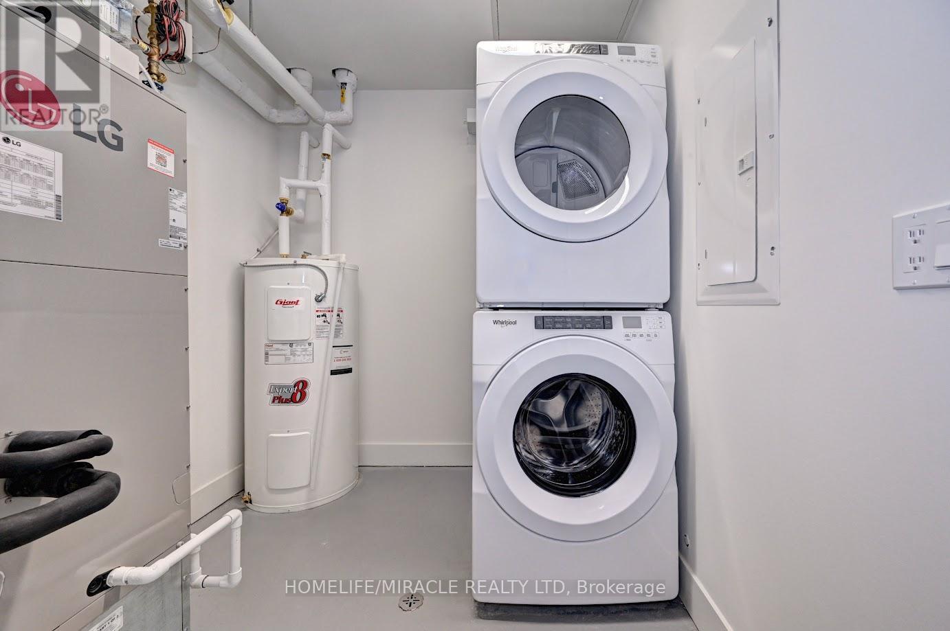 110 - 107 Rogers Street Property Photo 15