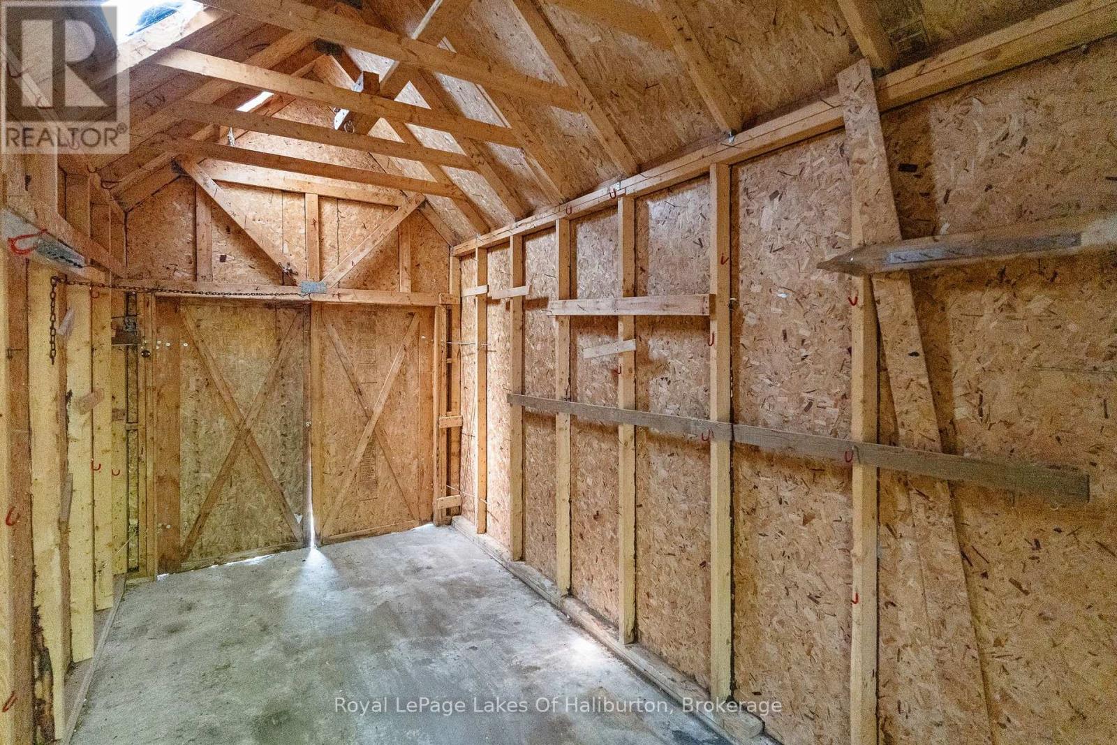 1046 Placid Lane Property Photo 12