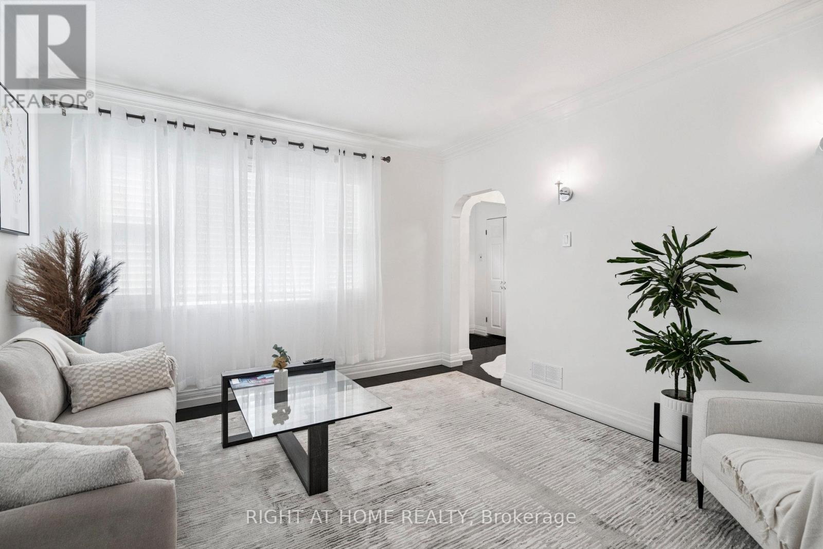 105 Glenridge Avenue Property Photo 8