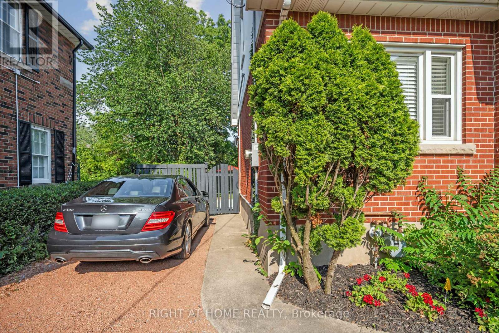 105 Glenridge Avenue Property Photo 25