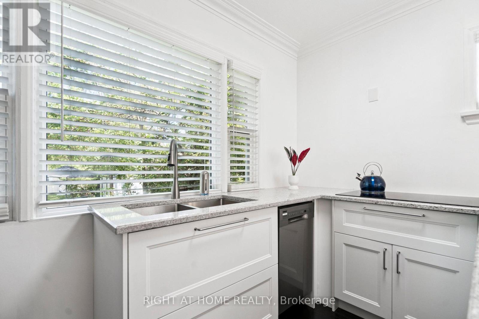 105 Glenridge Avenue Property Photo 30