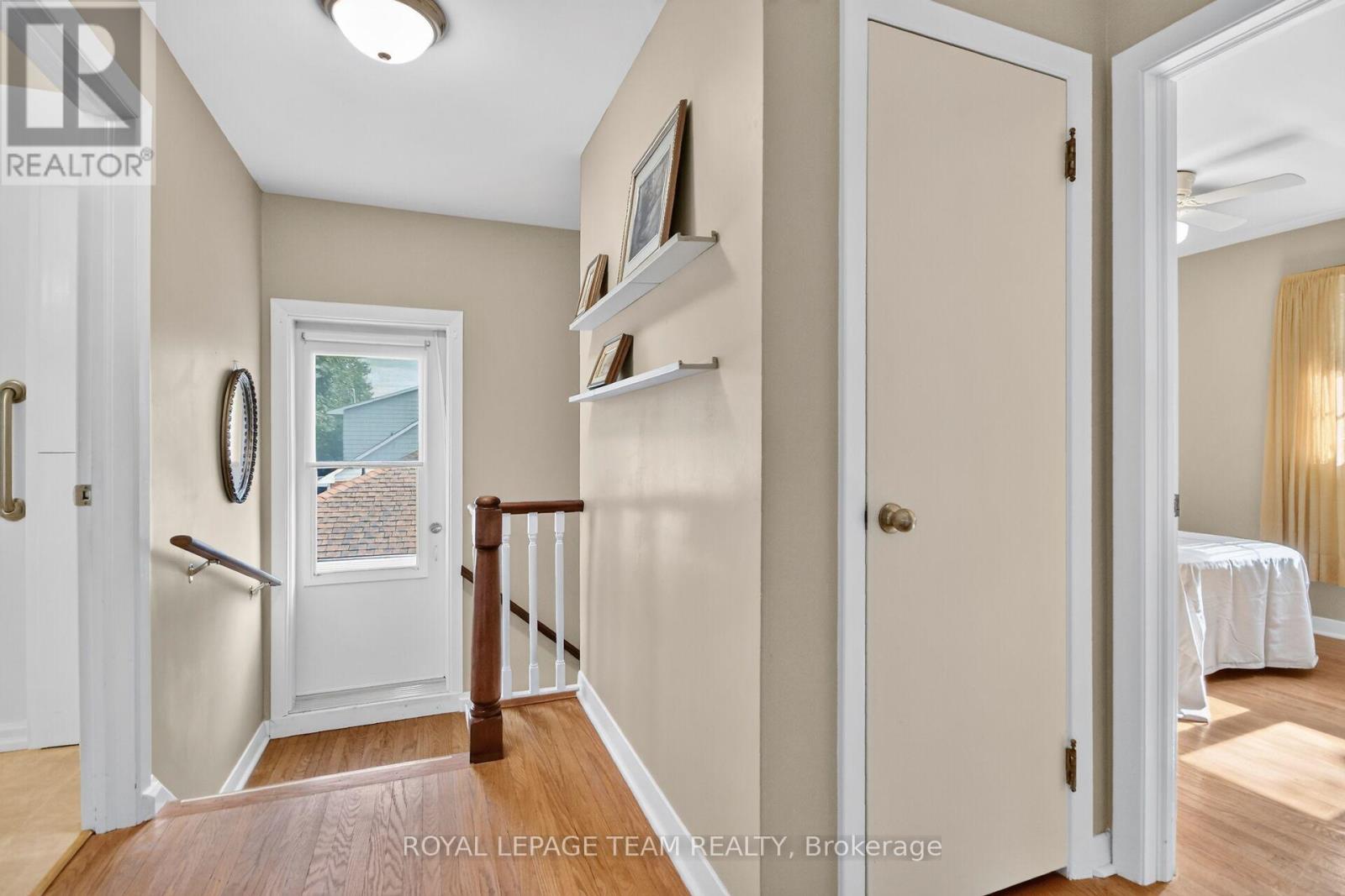 957 Winnington Avenue Property Photo 16