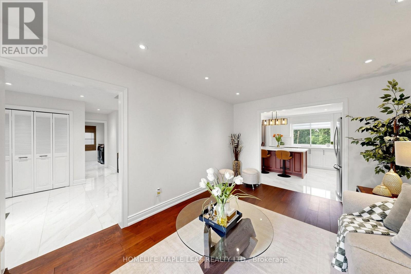 167 Bayne Crescent Property Photo 12