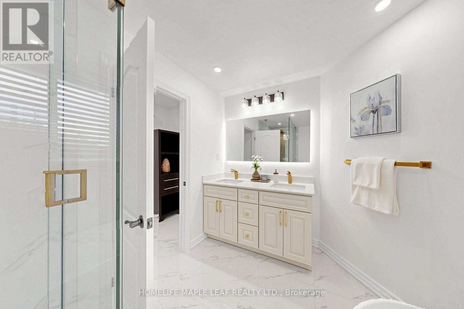 167 Bayne Crescent Property Photo 27
