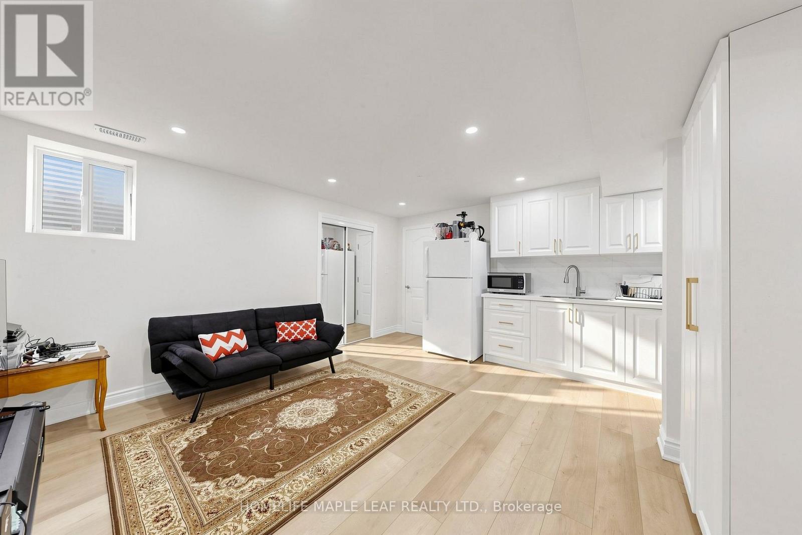 167 Bayne Crescent Property Photo 35