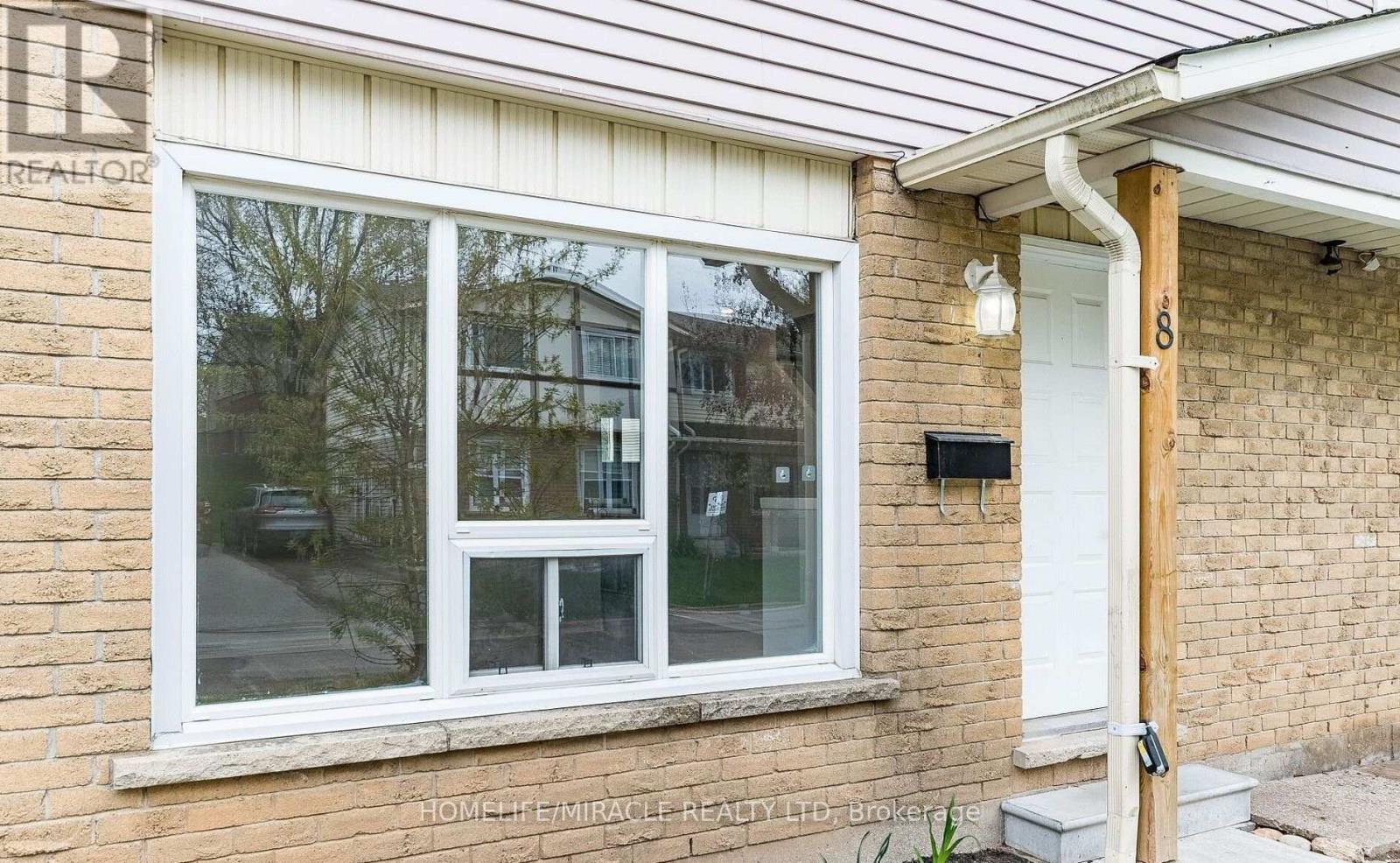 8 - 20 Mayfield Avenue Property Photo 4