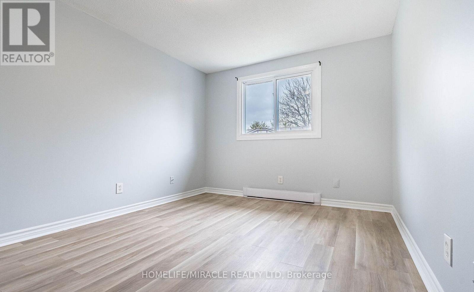 8 - 20 Mayfield Avenue Property Photo 10