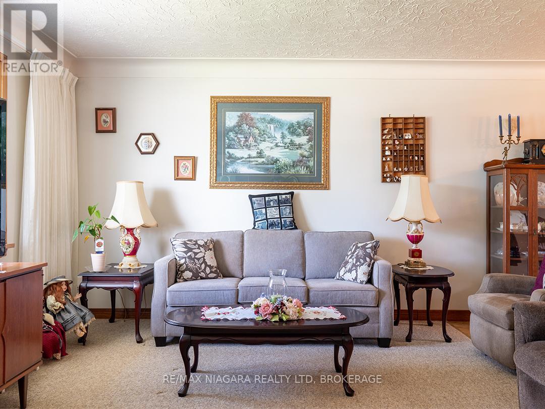 90 John Street Property Photo 7