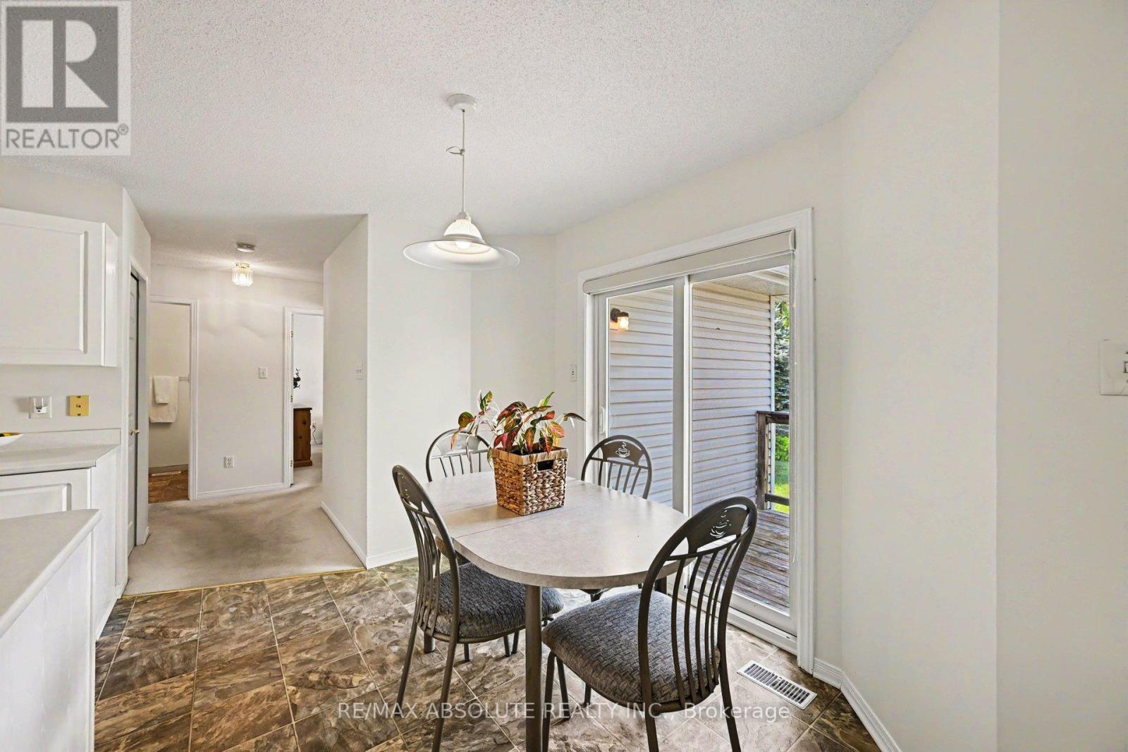 1 River Ridge Crescent Property Photo 18