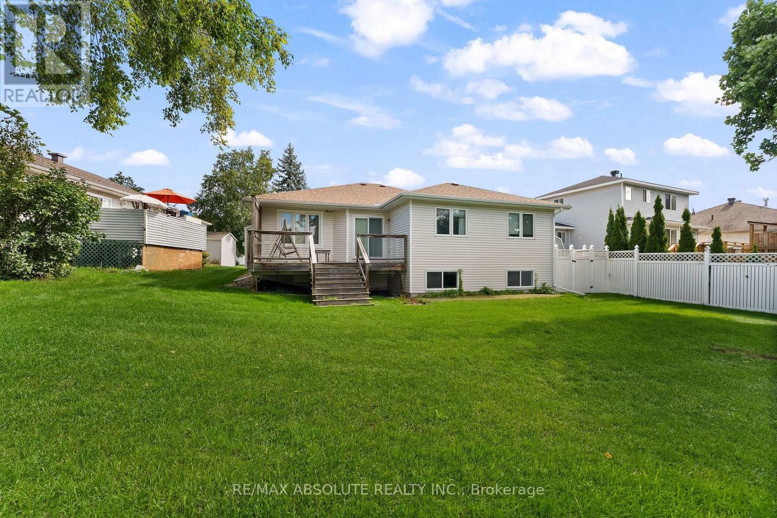 1 River Ridge Crescent Property Photo 41