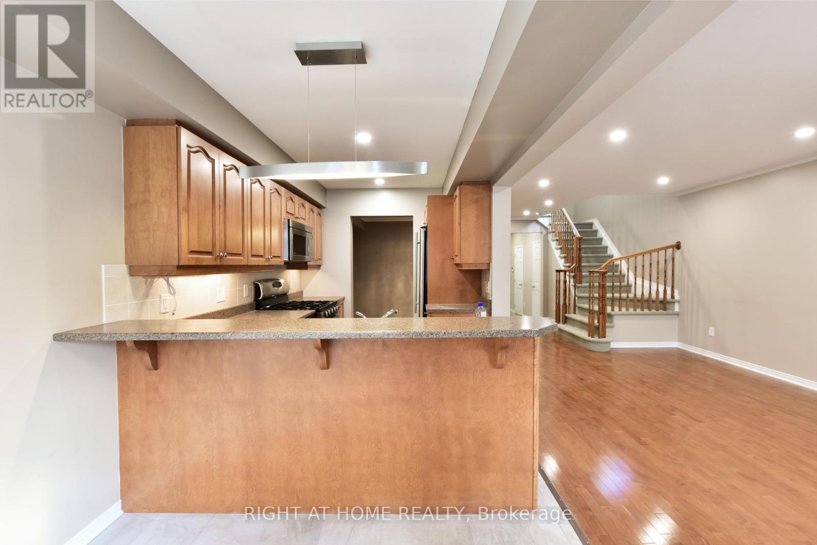 118 Braddock Private Property Photo 15