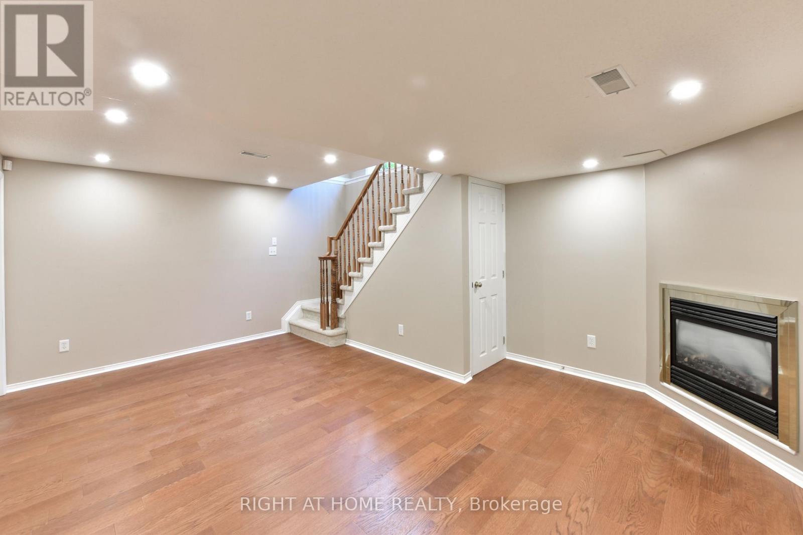 118 Braddock Private Property Photo 33