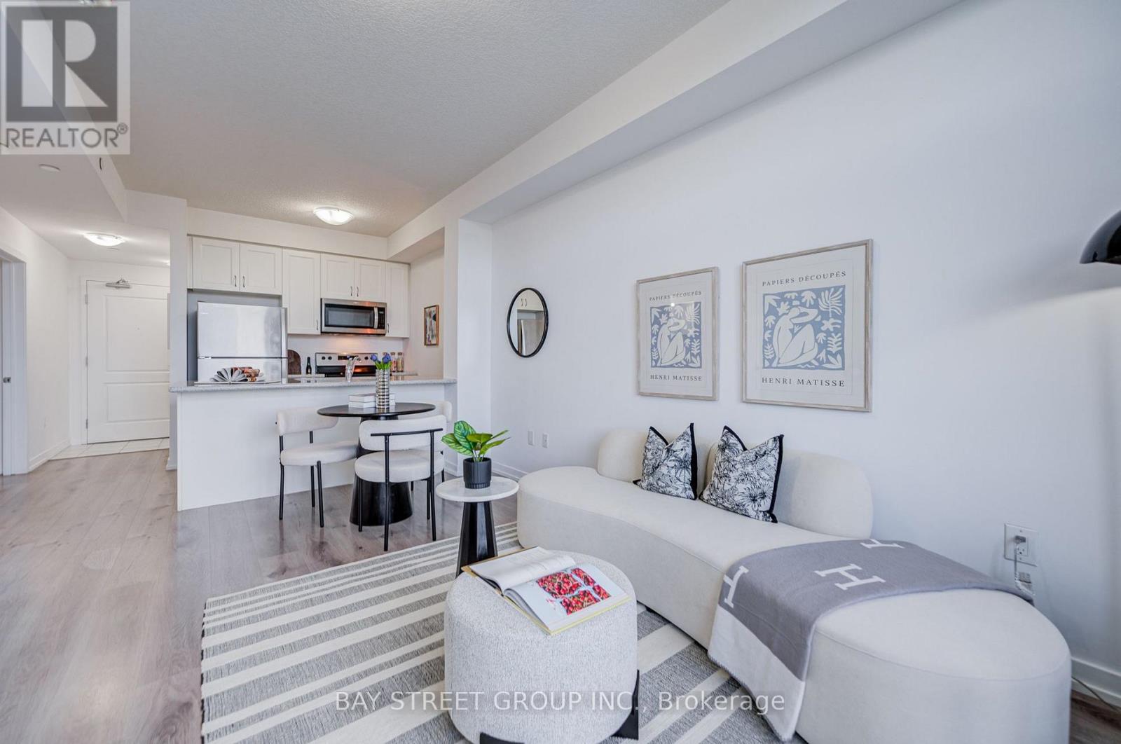 313 - 450 Dundas Street E Property Photo 15