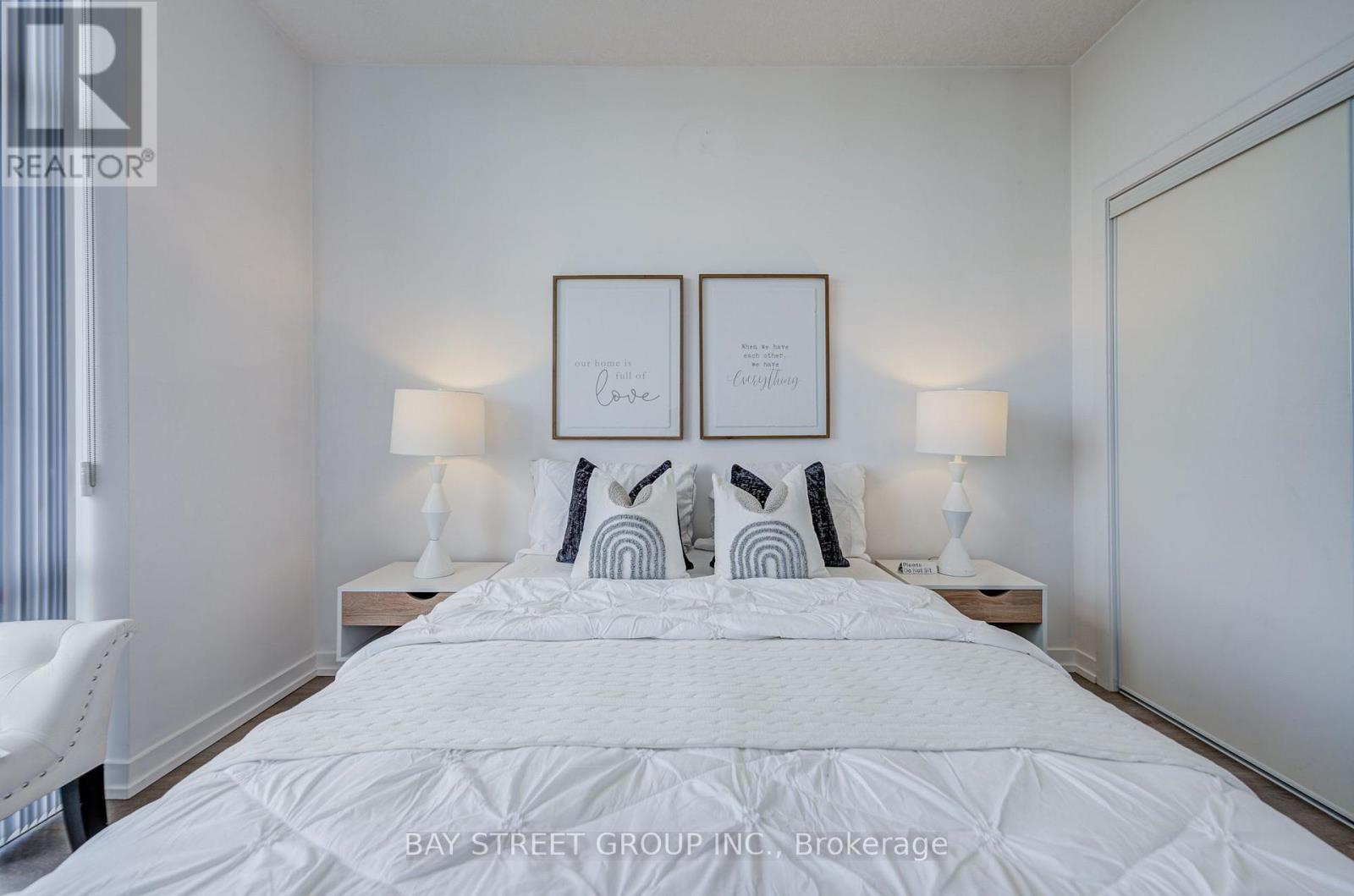 313 - 450 Dundas Street E Property Photo 19