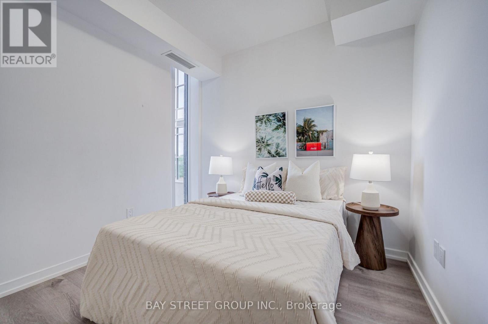 313 - 450 Dundas Street E Property Photo 26