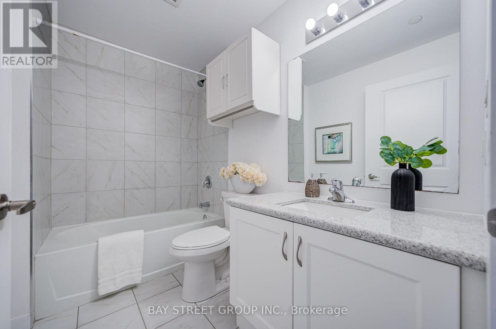 313 - 450 Dundas Street E Property Photo 29