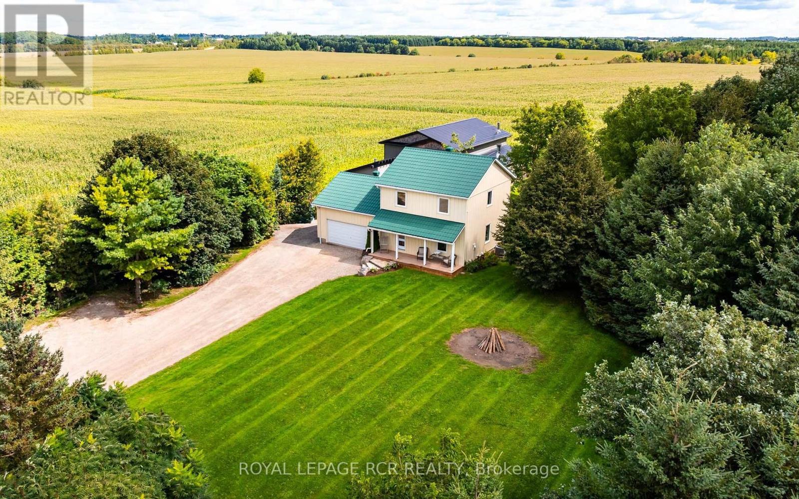253247 9th Line Property Photo 1
