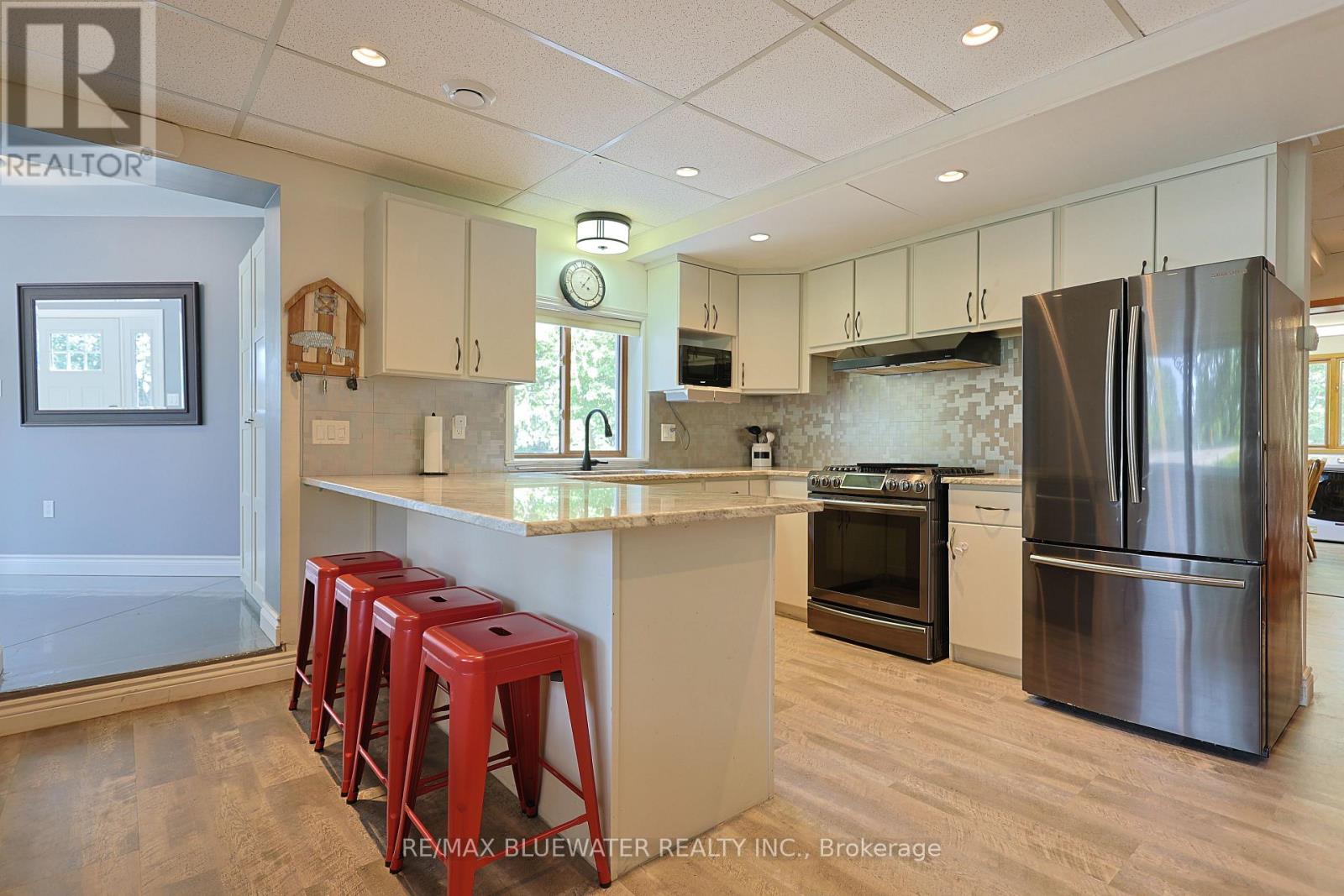 9994 Edward Street Property Photo 14