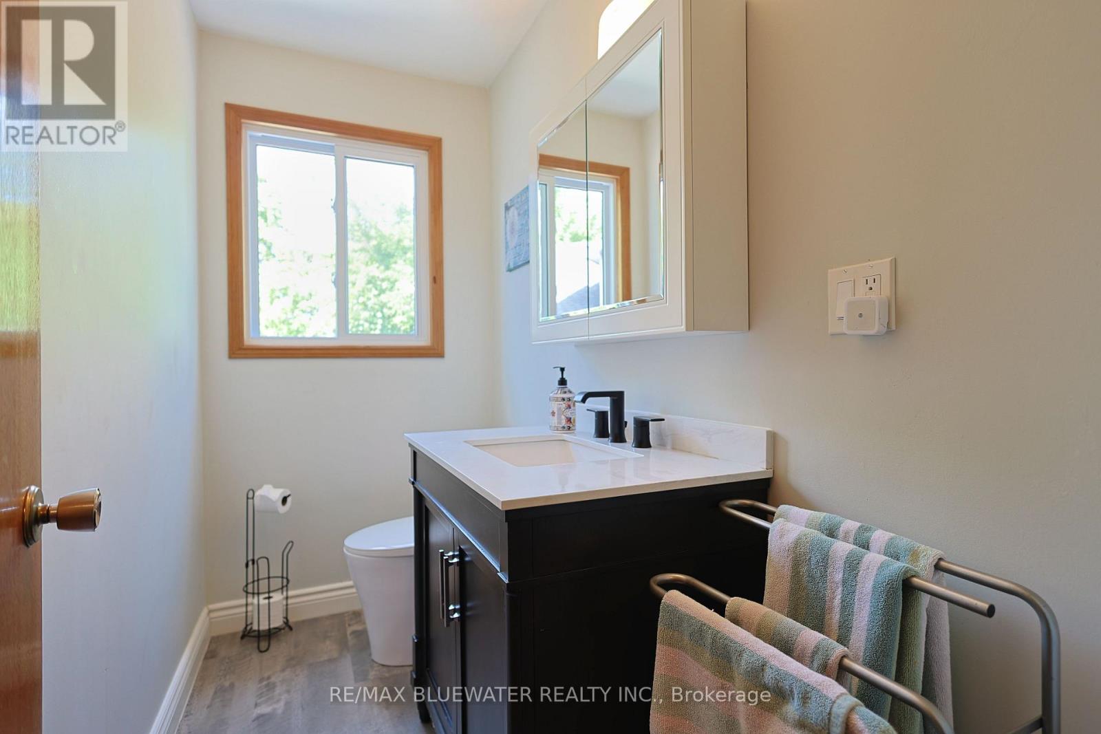 9994 Edward Street Property Photo 31