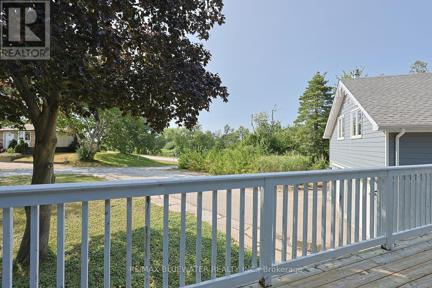 9994 Edward Street Property Photo 34