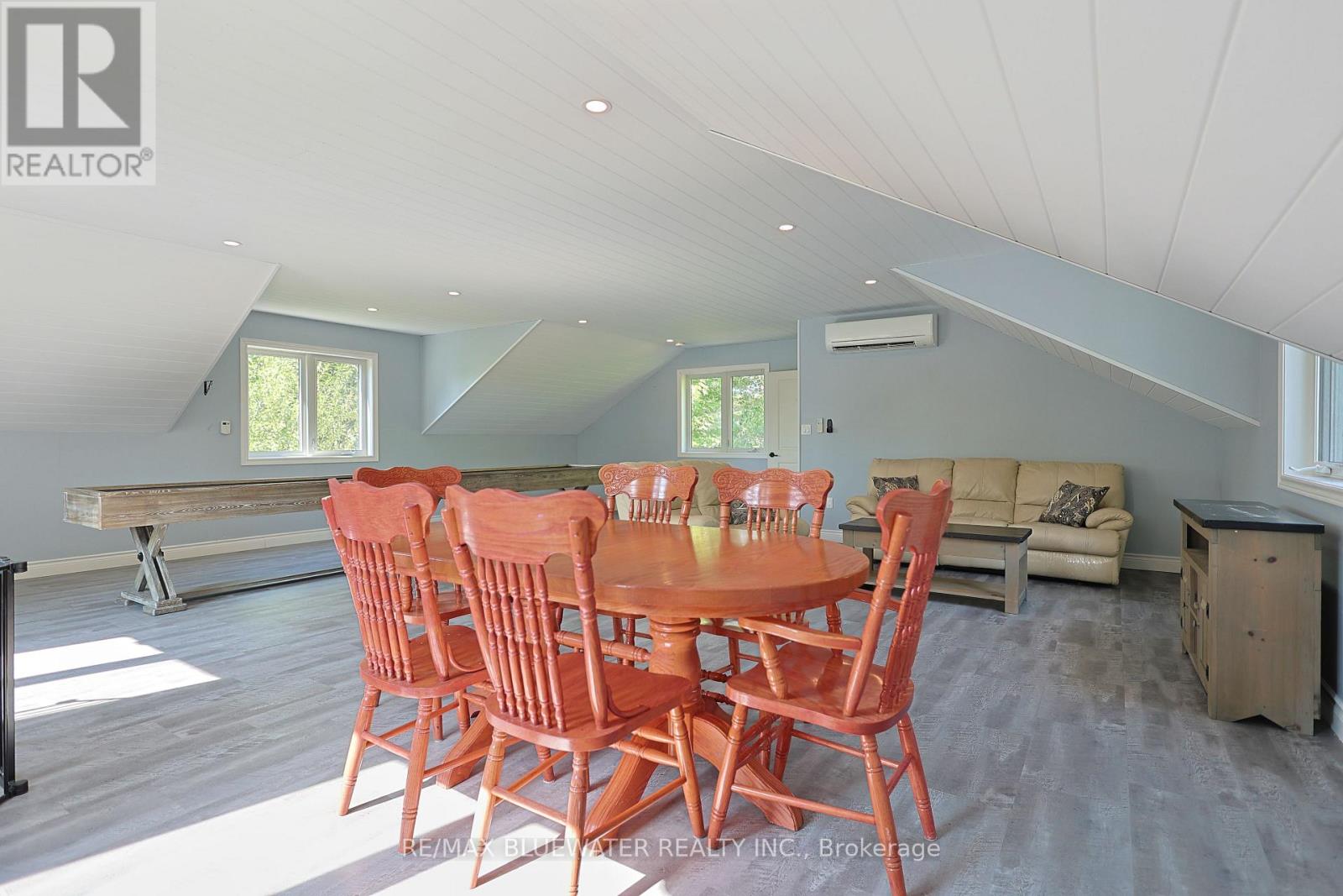 9994 Edward Street Property Photo 39