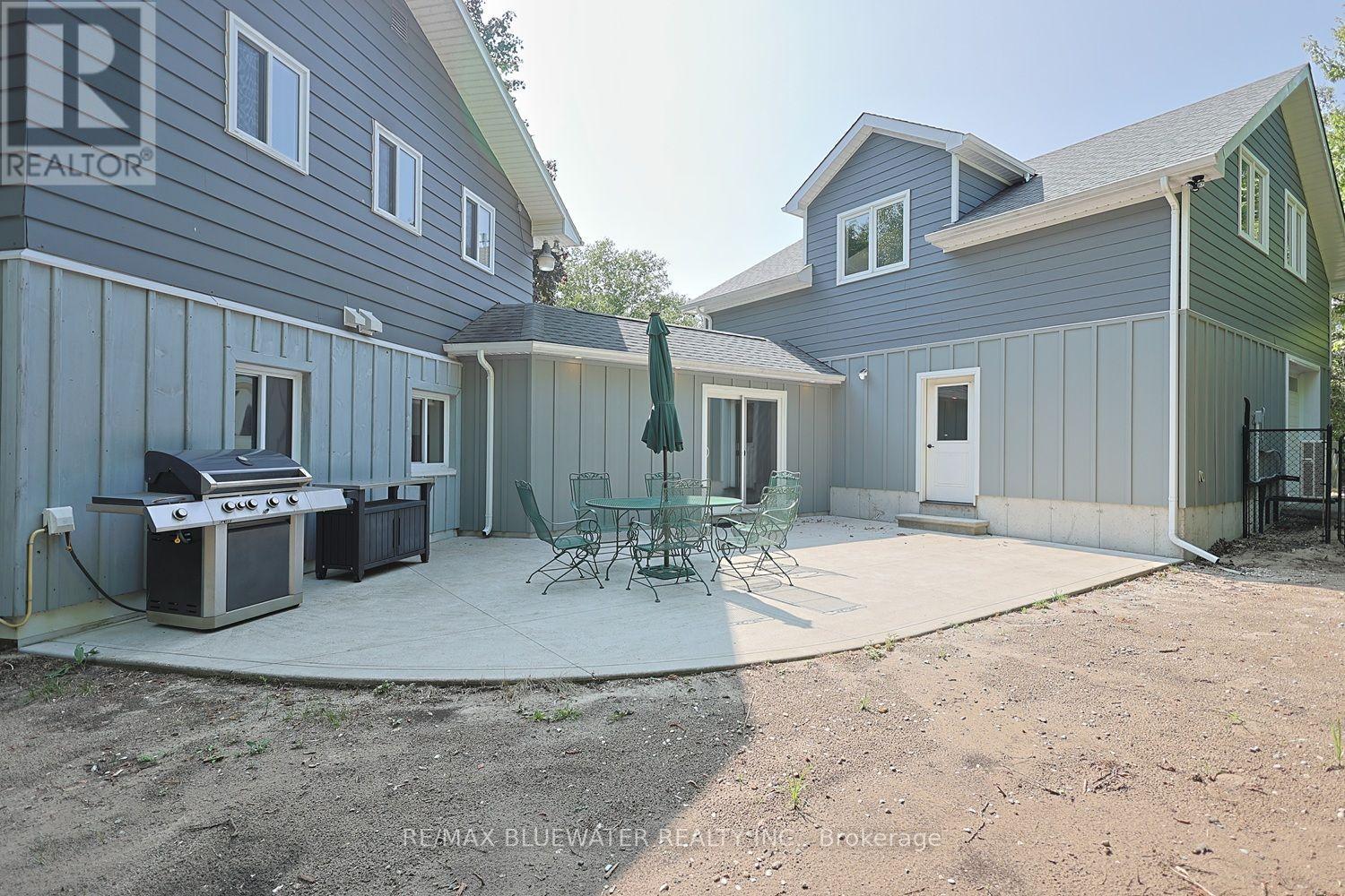 9994 Edward Street Property Photo 42