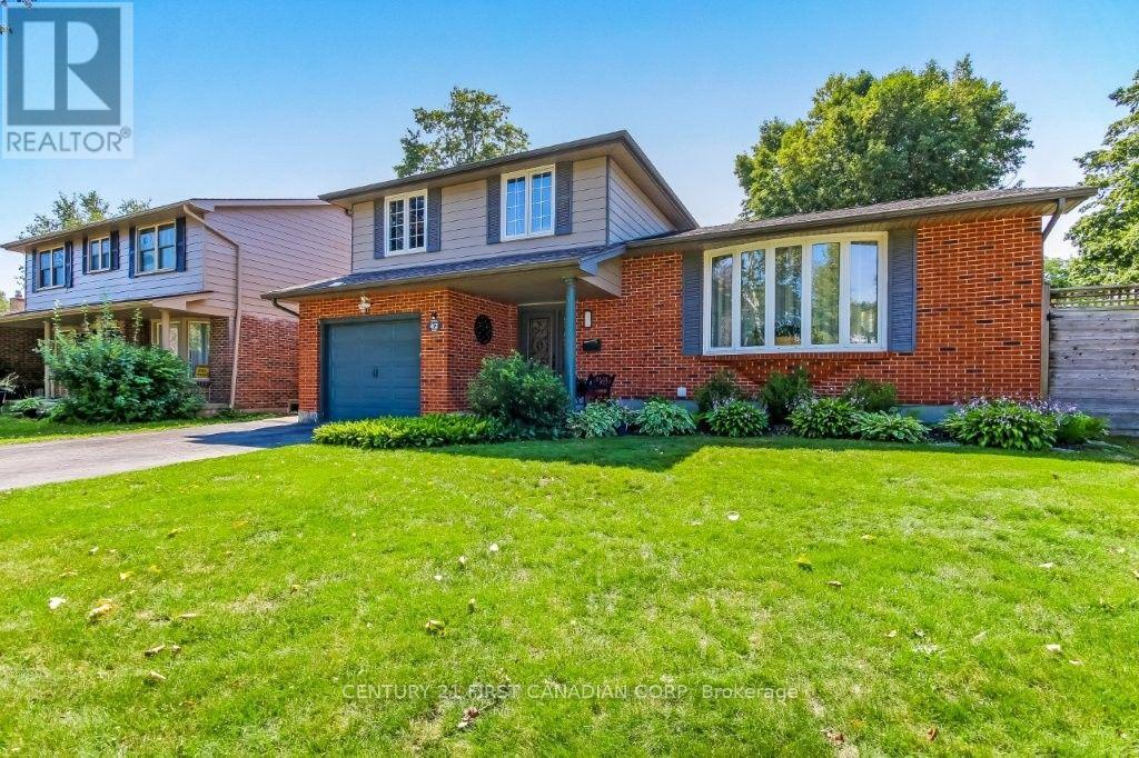 42 Portal Court Property Photo 2