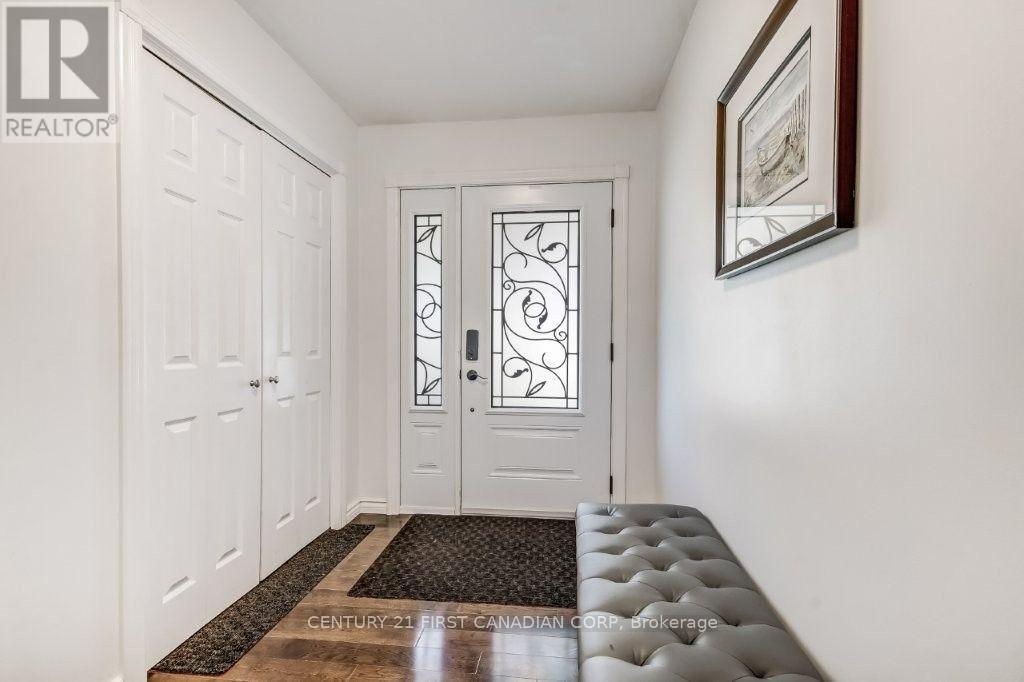 42 Portal Court Property Photo 4