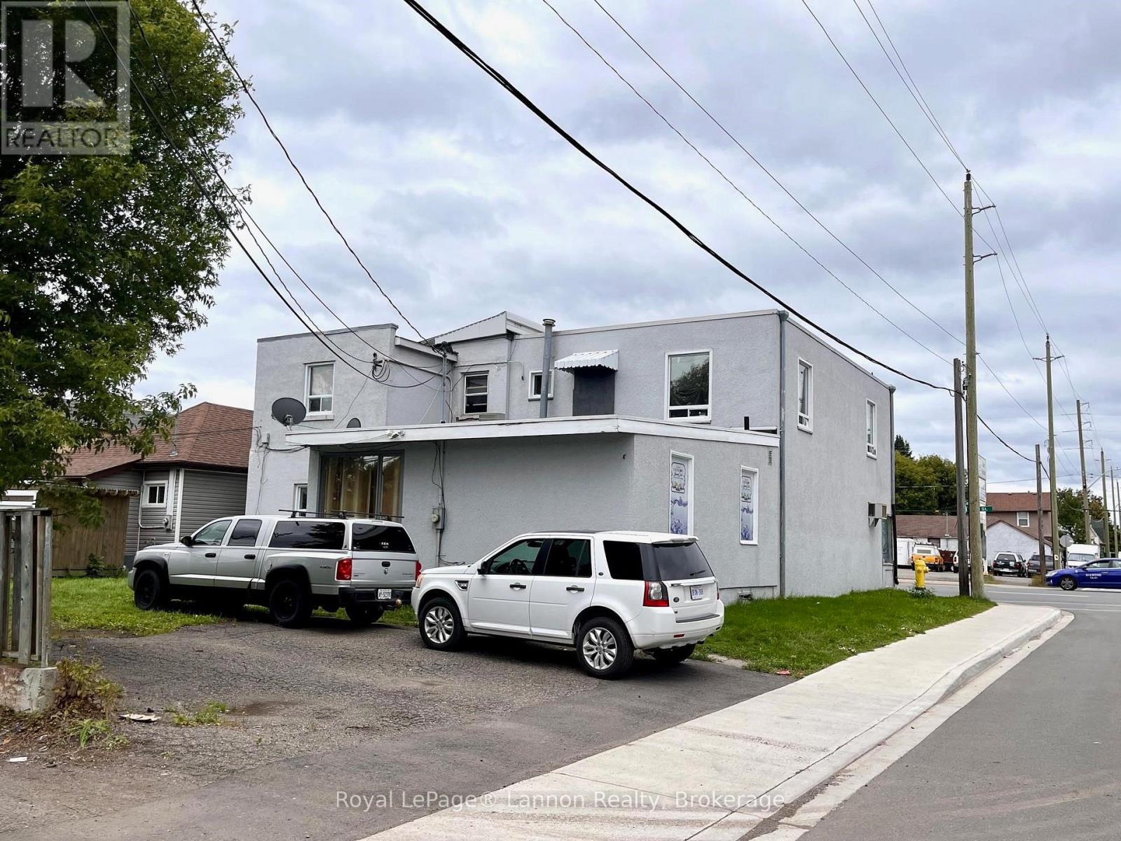 320/322 May Street Property Photo 3
