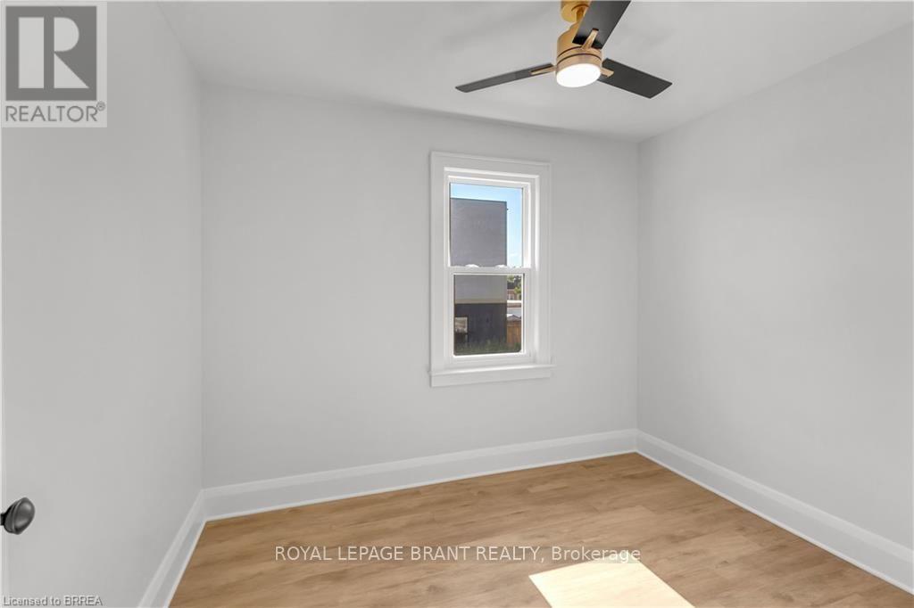136 King Street Property Photo 20