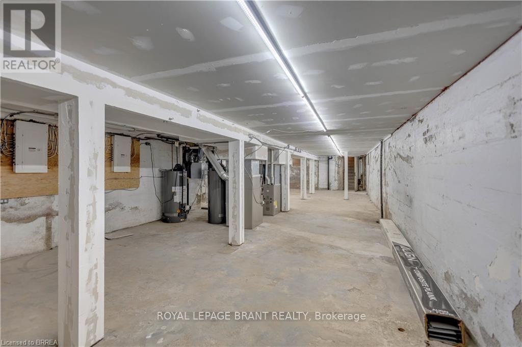 136 King Street Property Photo 38