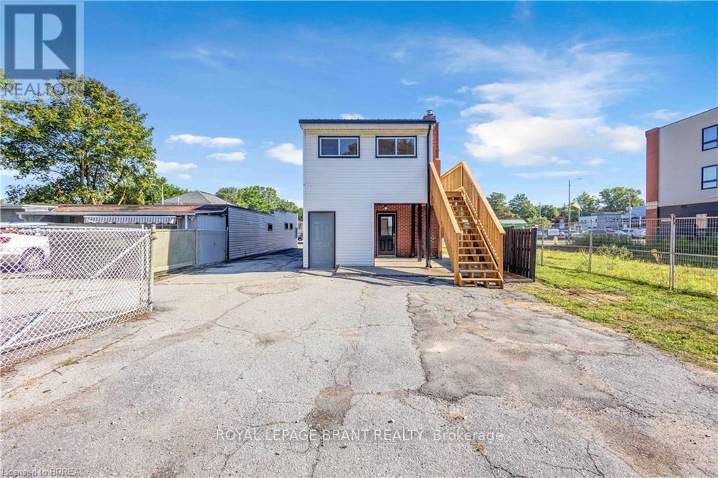 136 King Street Property Photo 39