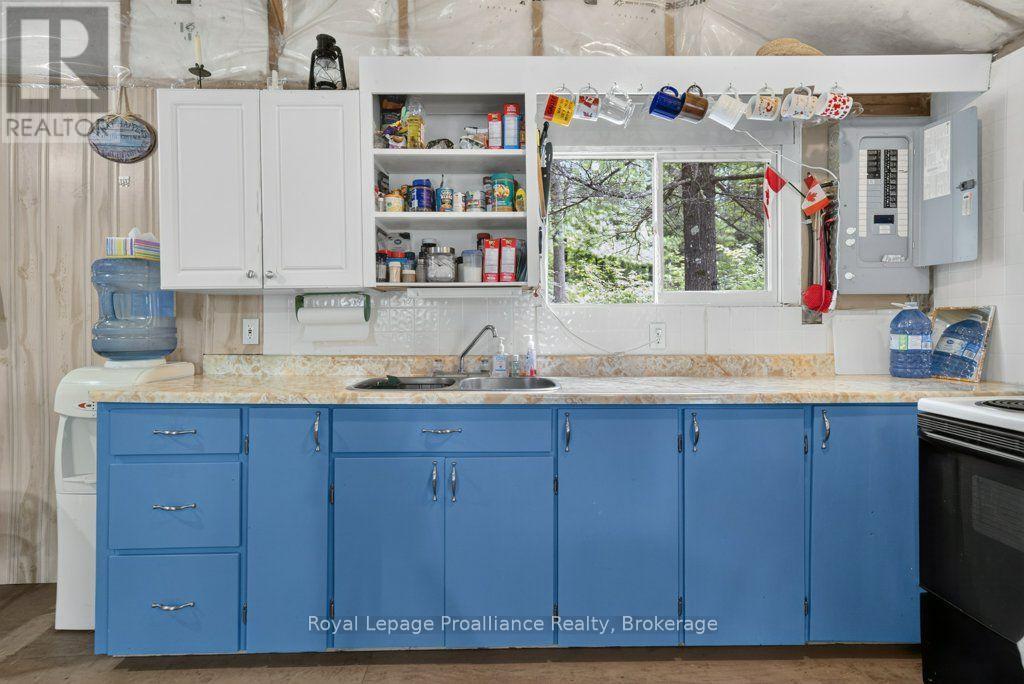 1138 Helen Lane Property Photo 15