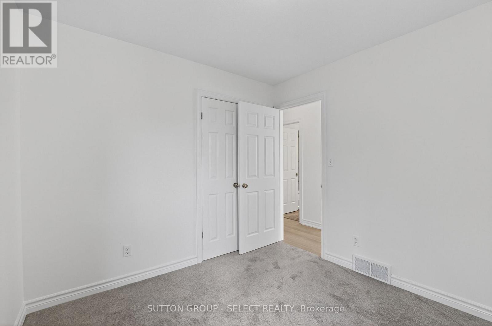 1893 Stackhouse Crescent Property Photo 20