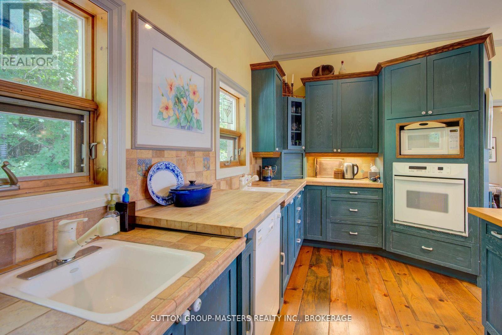 715 North Shore Road Property Photo 14
