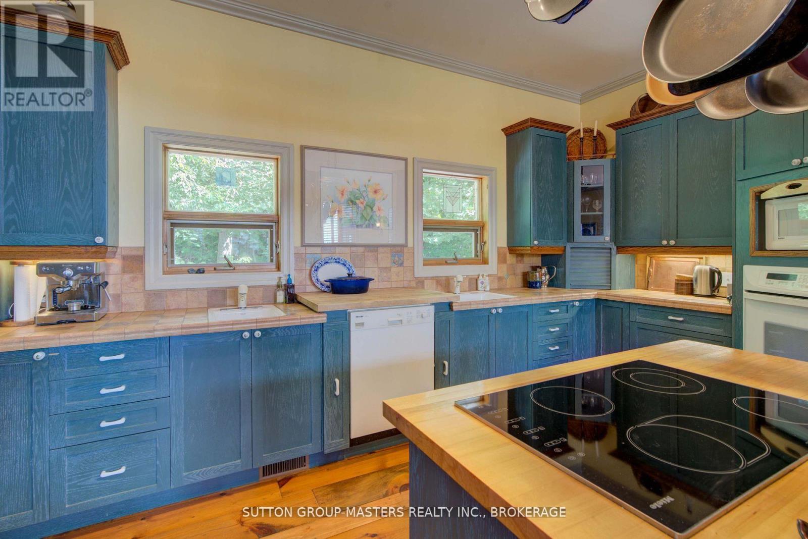 715 North Shore Road Property Photo 16