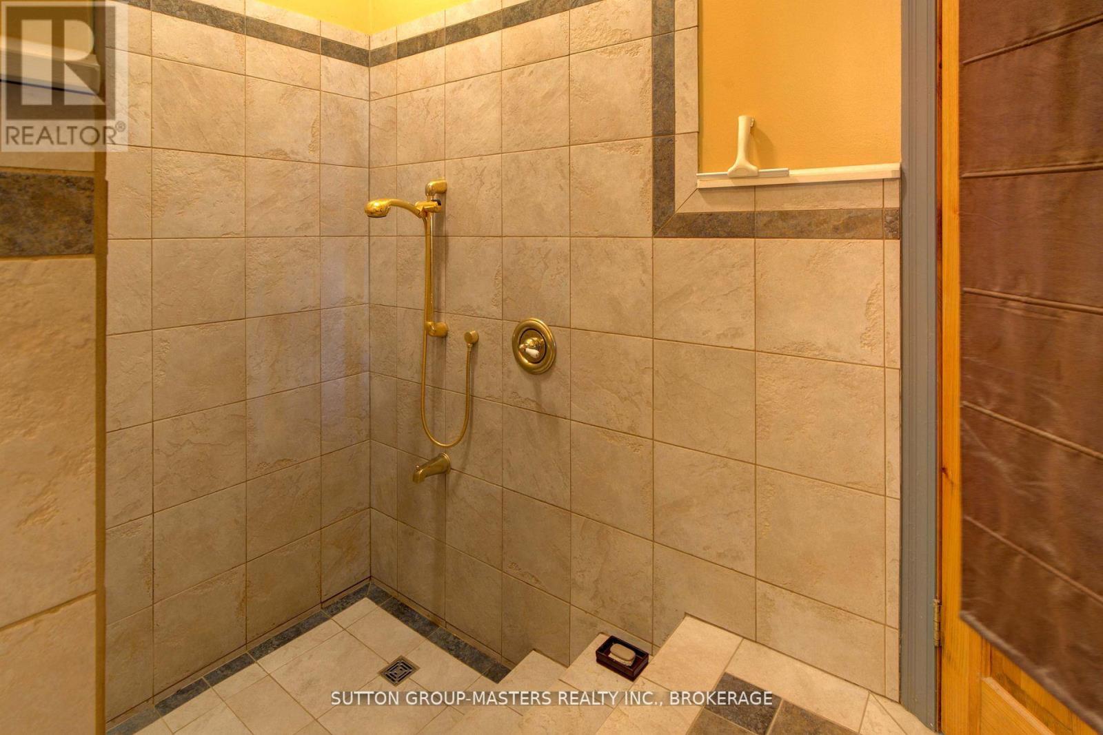 715 North Shore Road Property Photo 25