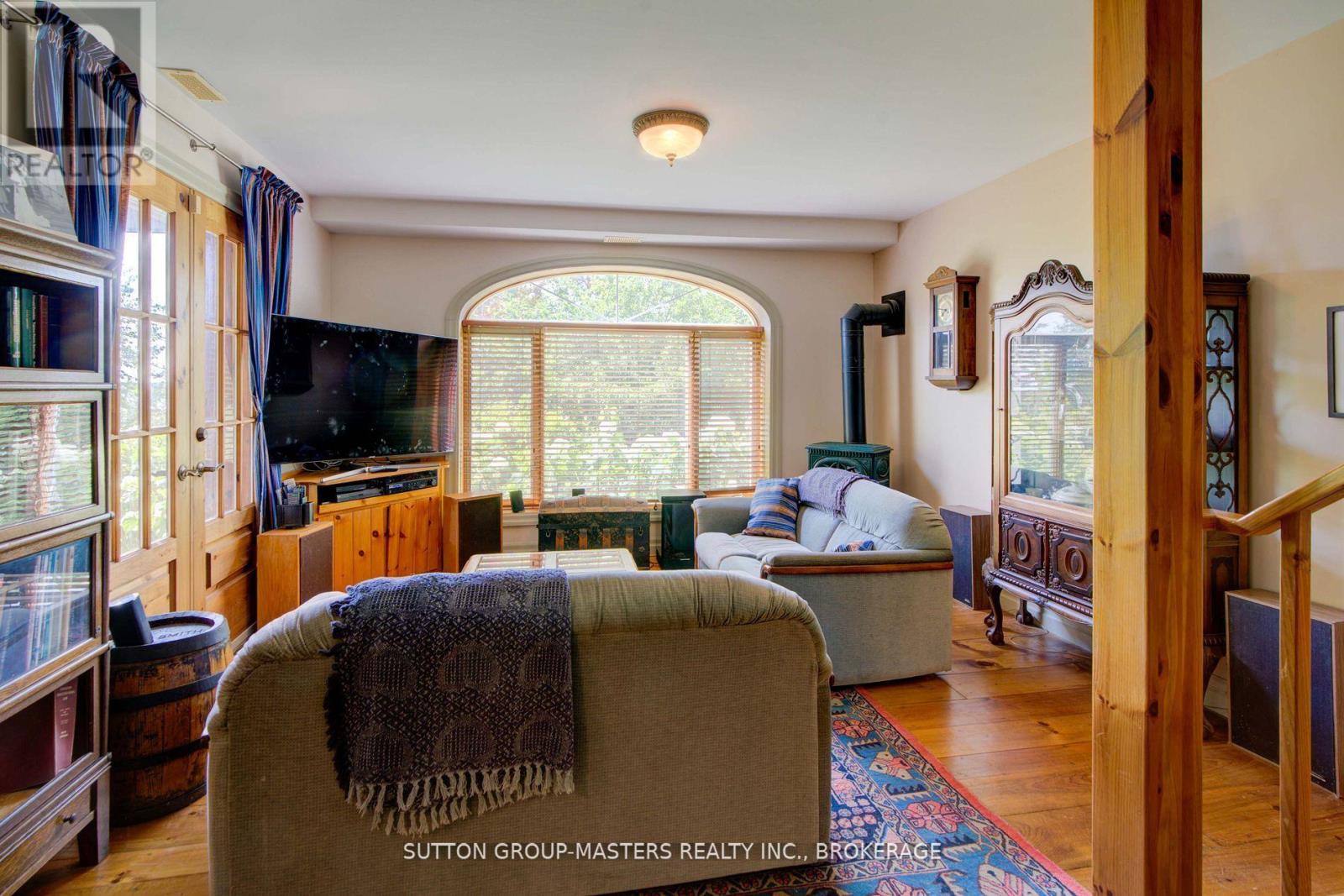 715 North Shore Road Property Photo 28