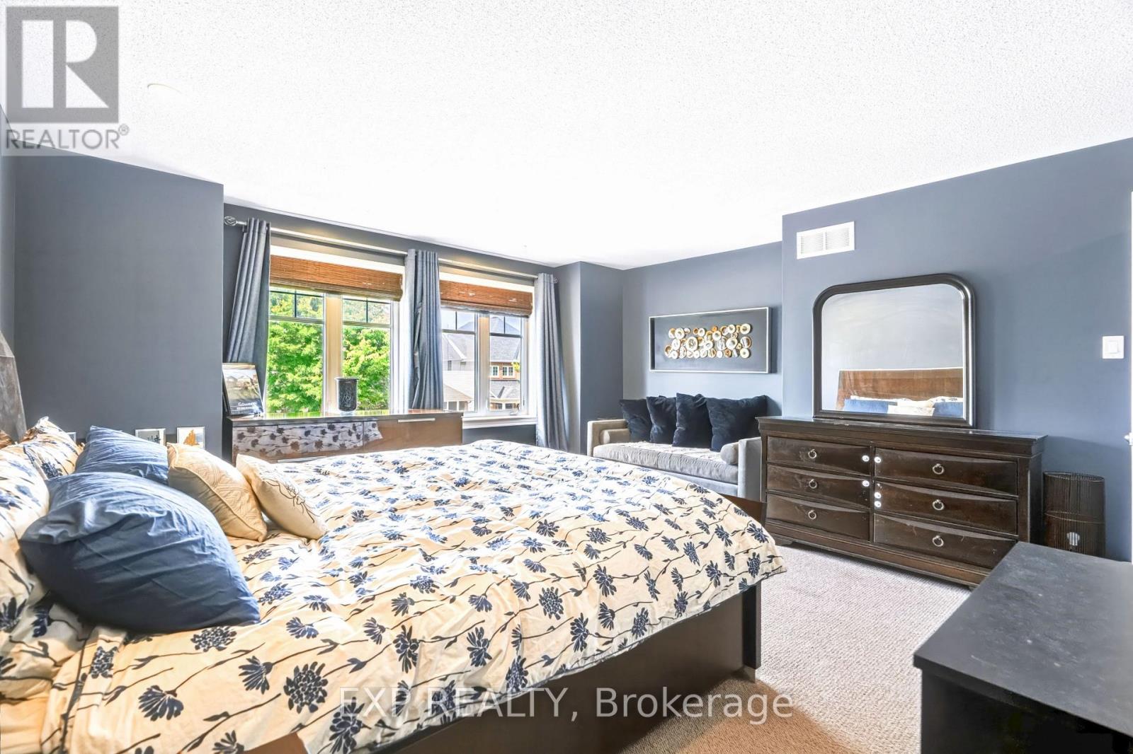 513 Egret Way W Property Photo 32