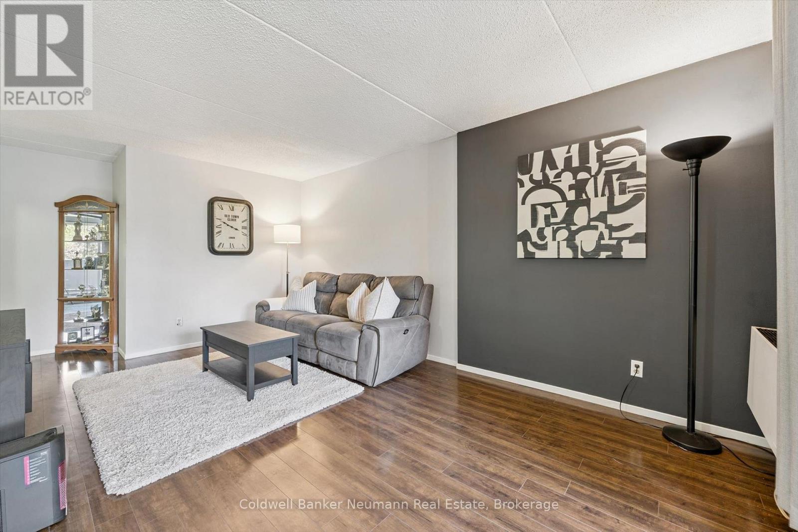 407 - 65 Silvercreek Parkway N Property Photo 16