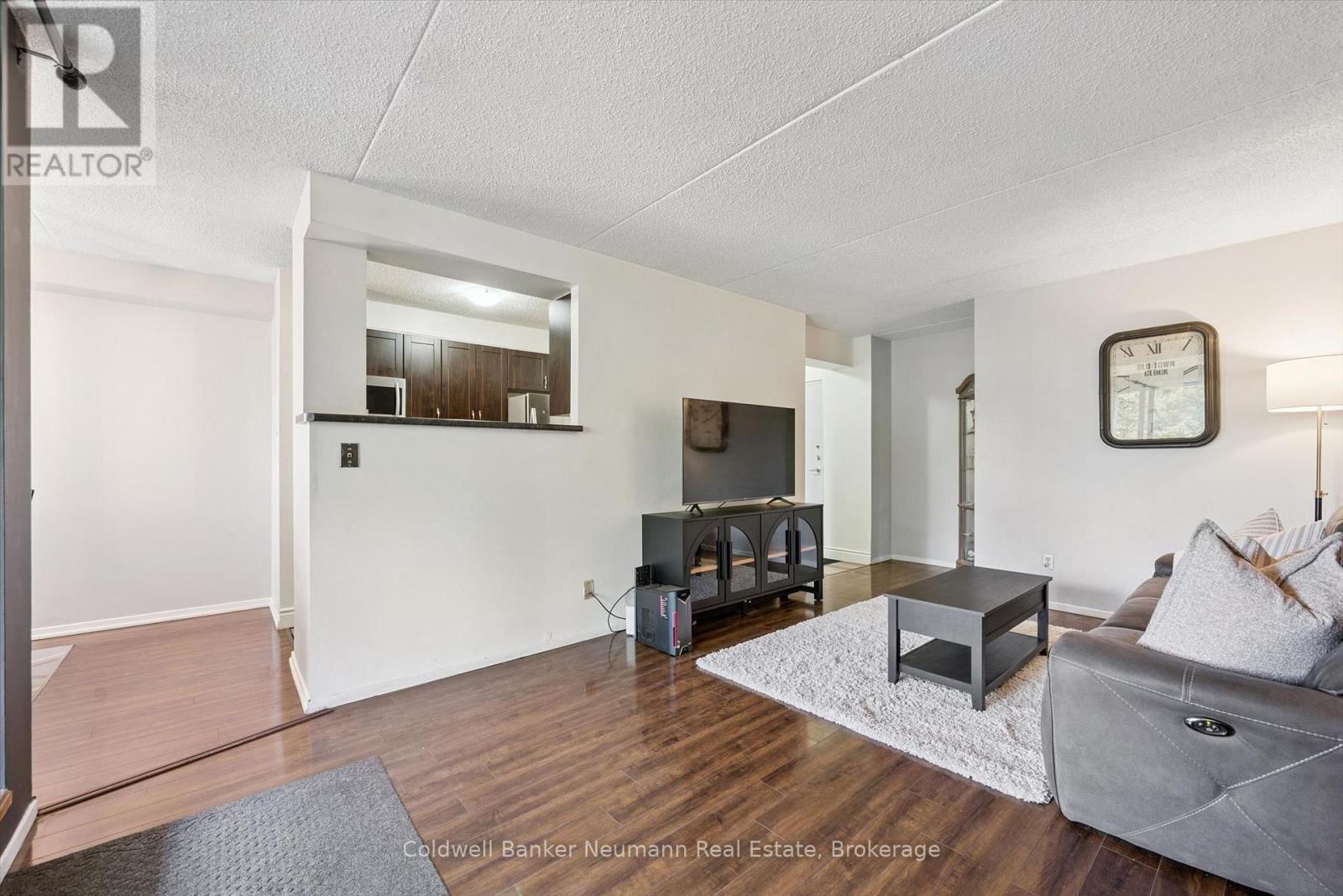 407 - 65 Silvercreek Parkway N Property Photo 17