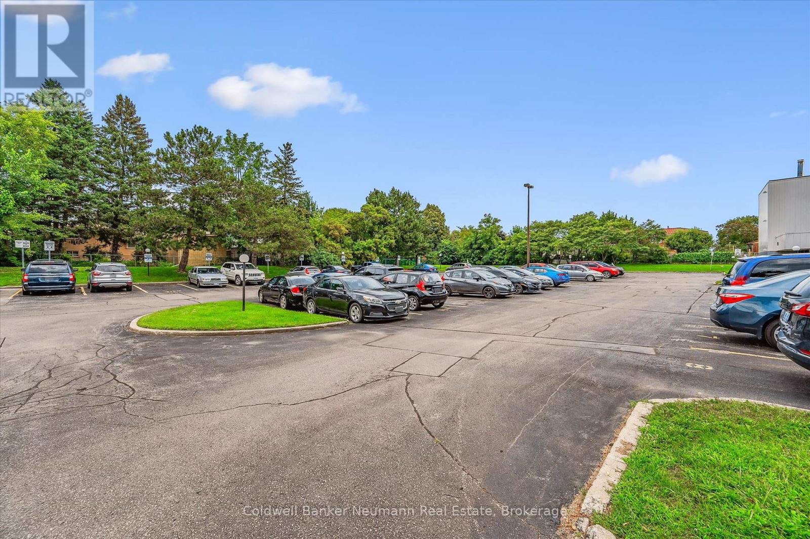 407 - 65 Silvercreek Parkway N Property Photo 21