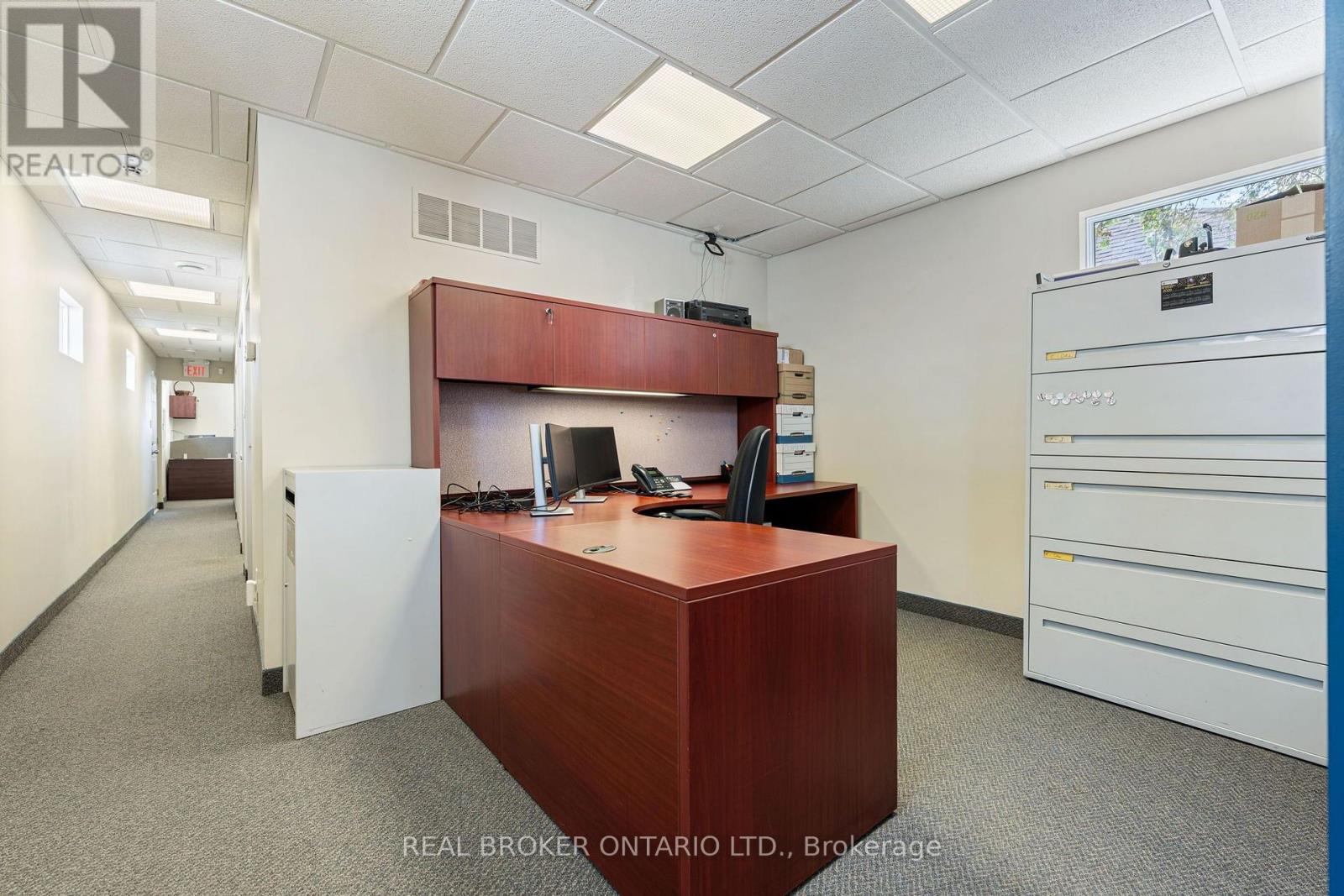 27 Queen Street Property Photo 10