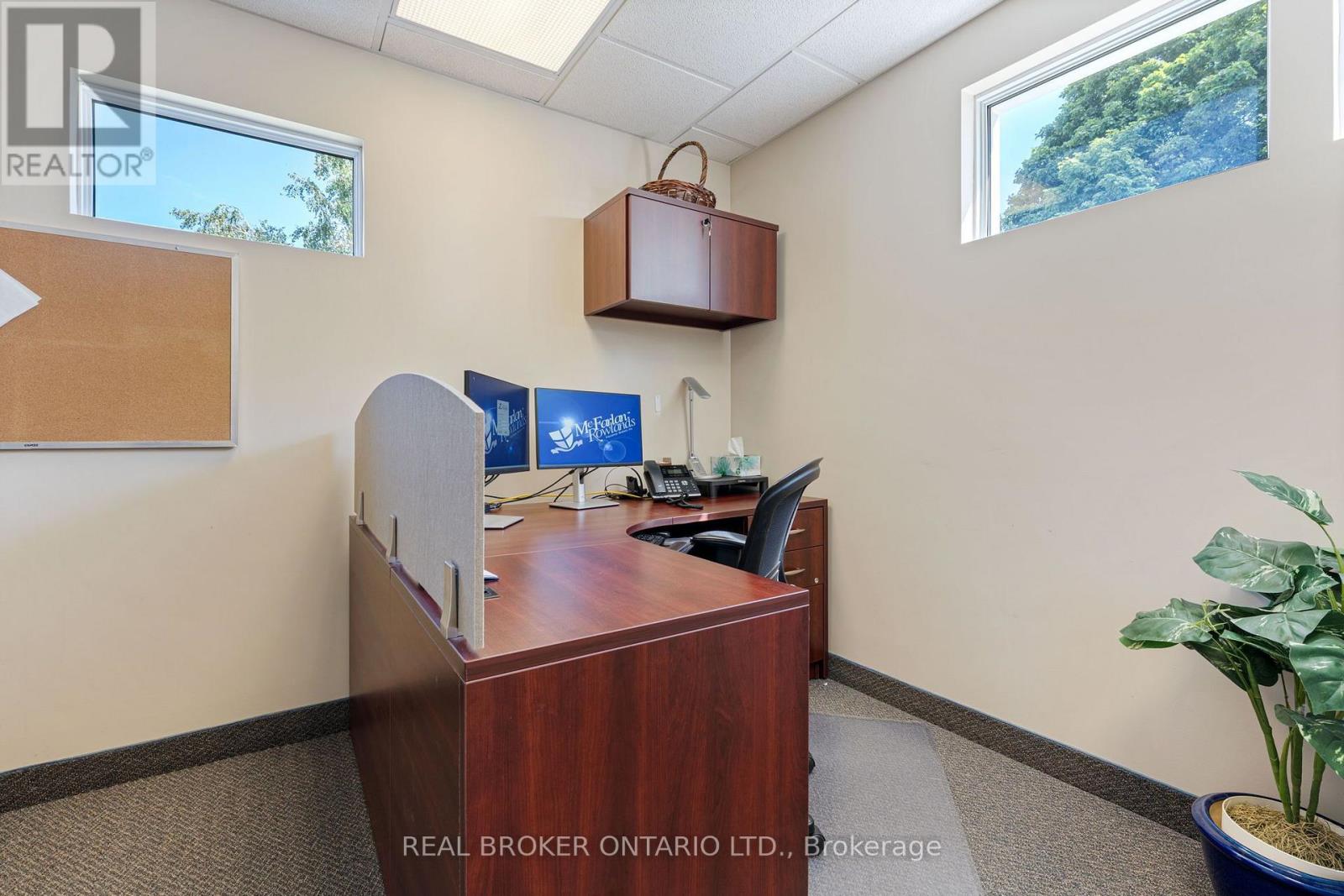27 Queen Street Property Photo 15