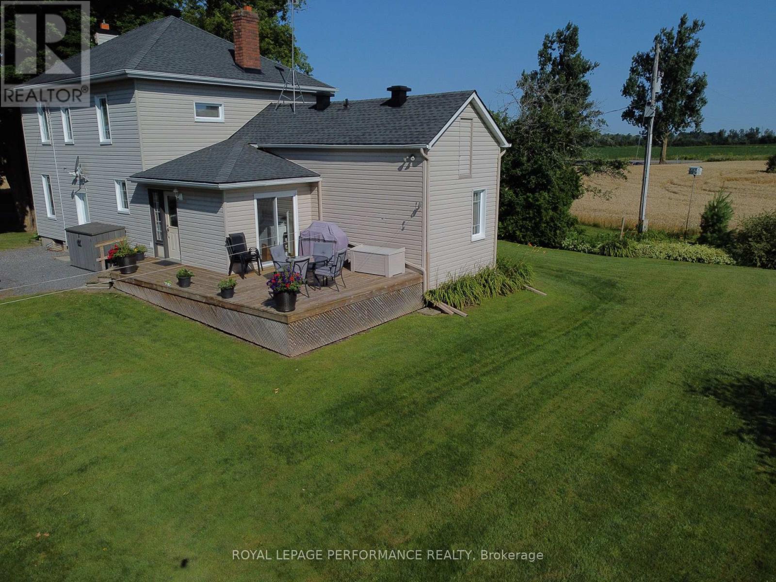 9374 Marvelville Road Property Photo 1