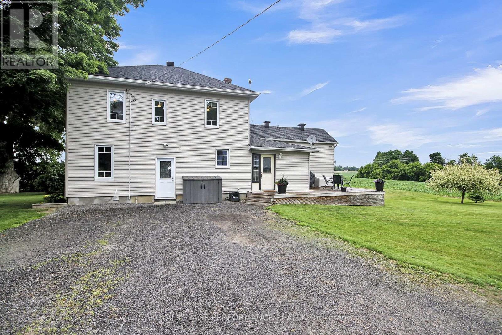 9374 Marvelville Road Property Photo 3