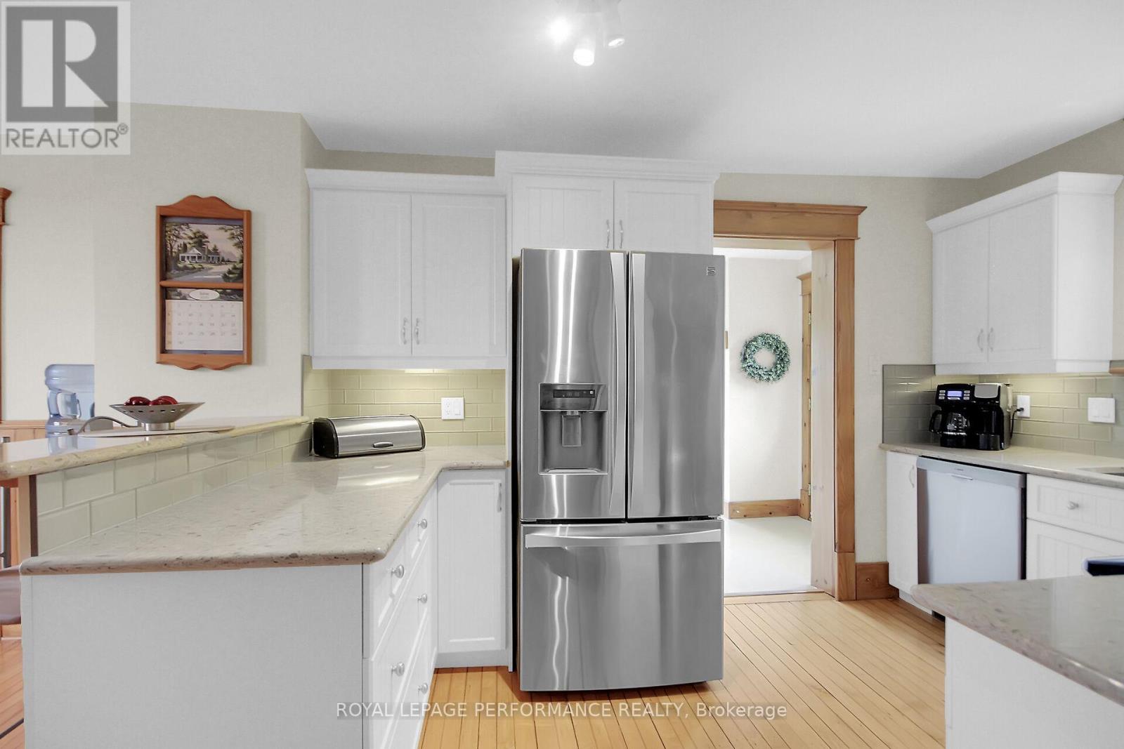 9374 Marvelville Road Property Photo 8